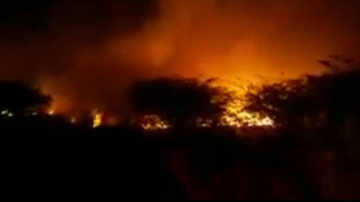 Incendio en sector turístico provocó desalojo en edificio de Santa Marta