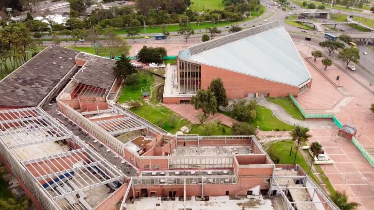 Autoridades hacen un llamado para reanudar obras en la Unidad Deportiva El Salitre