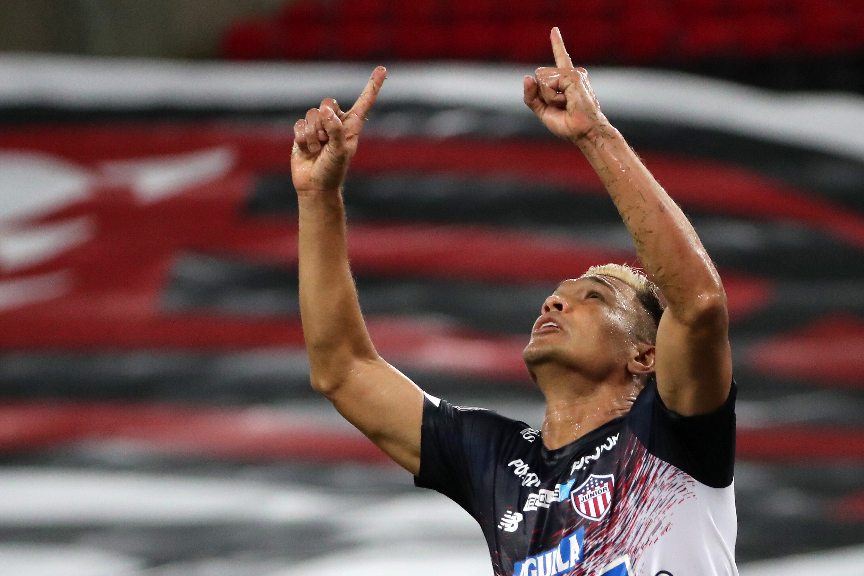 Teófilio Gutíerrez con Junior (Foto de Sergio Moraes-Pool/Getty Images)