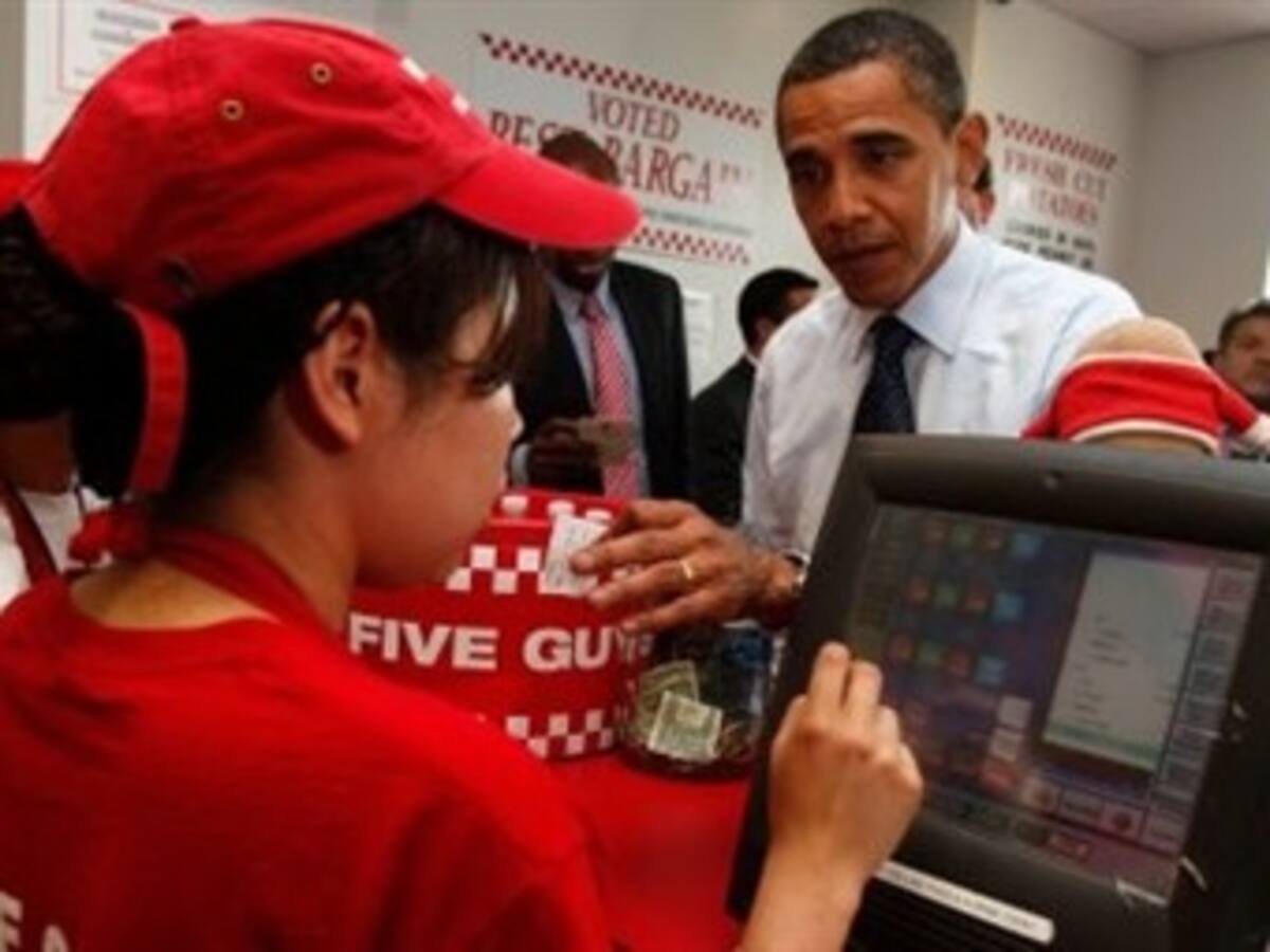 Obama se escapa de la Casa Blanca para comprar hamburguesas