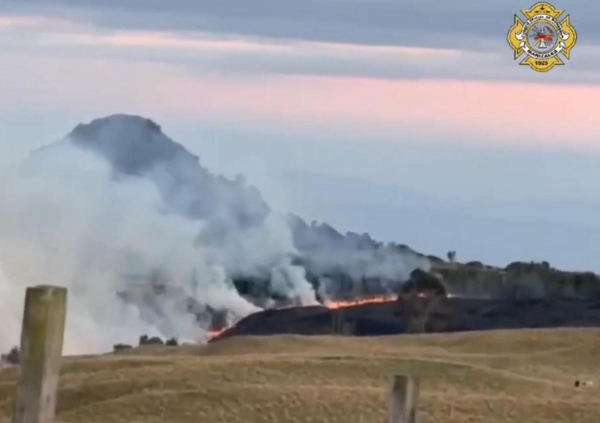 Foto captura video Bomberos de Manizales/ incendios Parque Nacional Natural Los Nevados