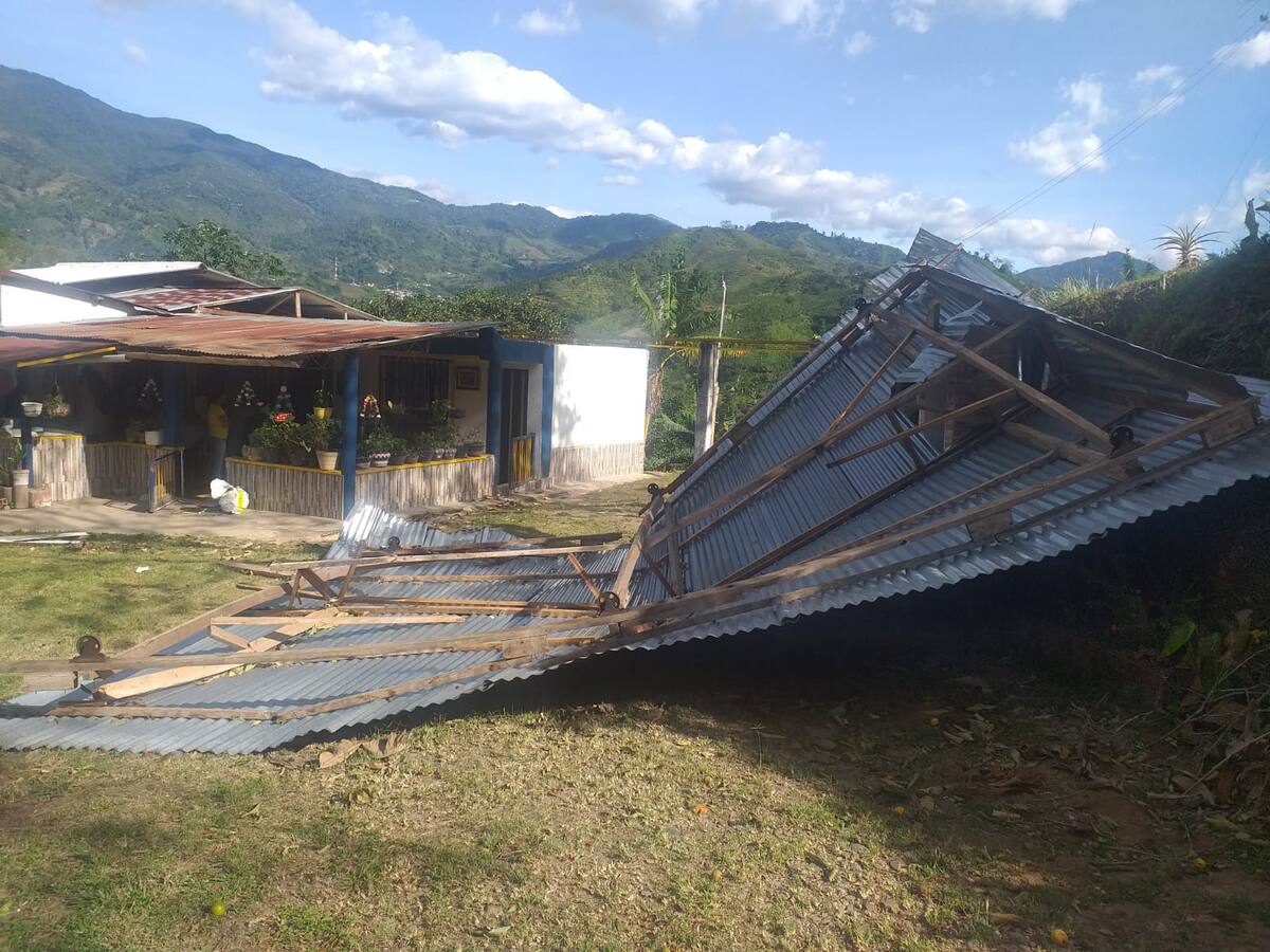 Alcalde de Córdoba, Quindío y el llamado de SOS para atender damnificados por vendavales