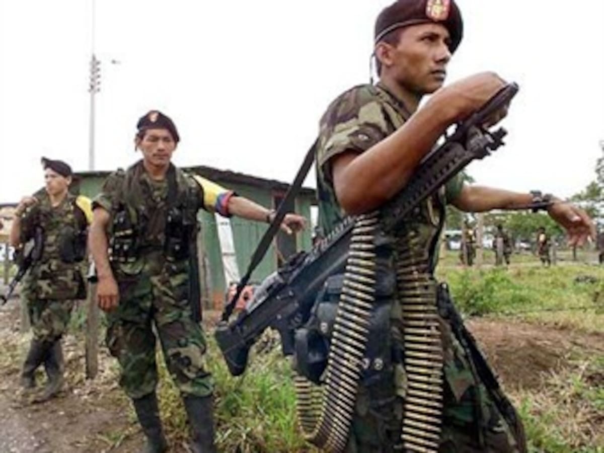 Hostigamientos de las Farc dejan 12 personas heridas y centenares de desplazados en el sur del país