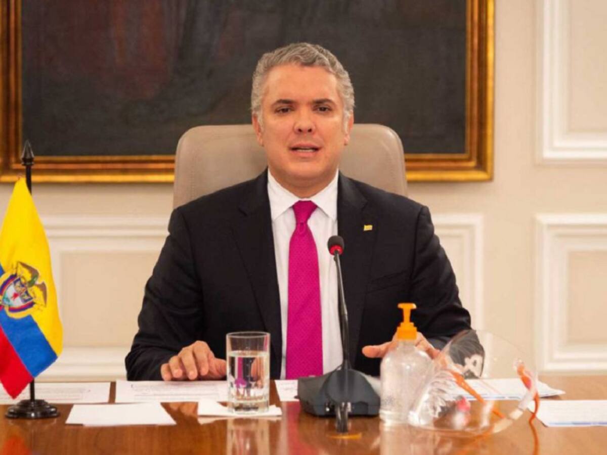 Limitaciones de eventos sociales, drásticas pero necesarias: Duque