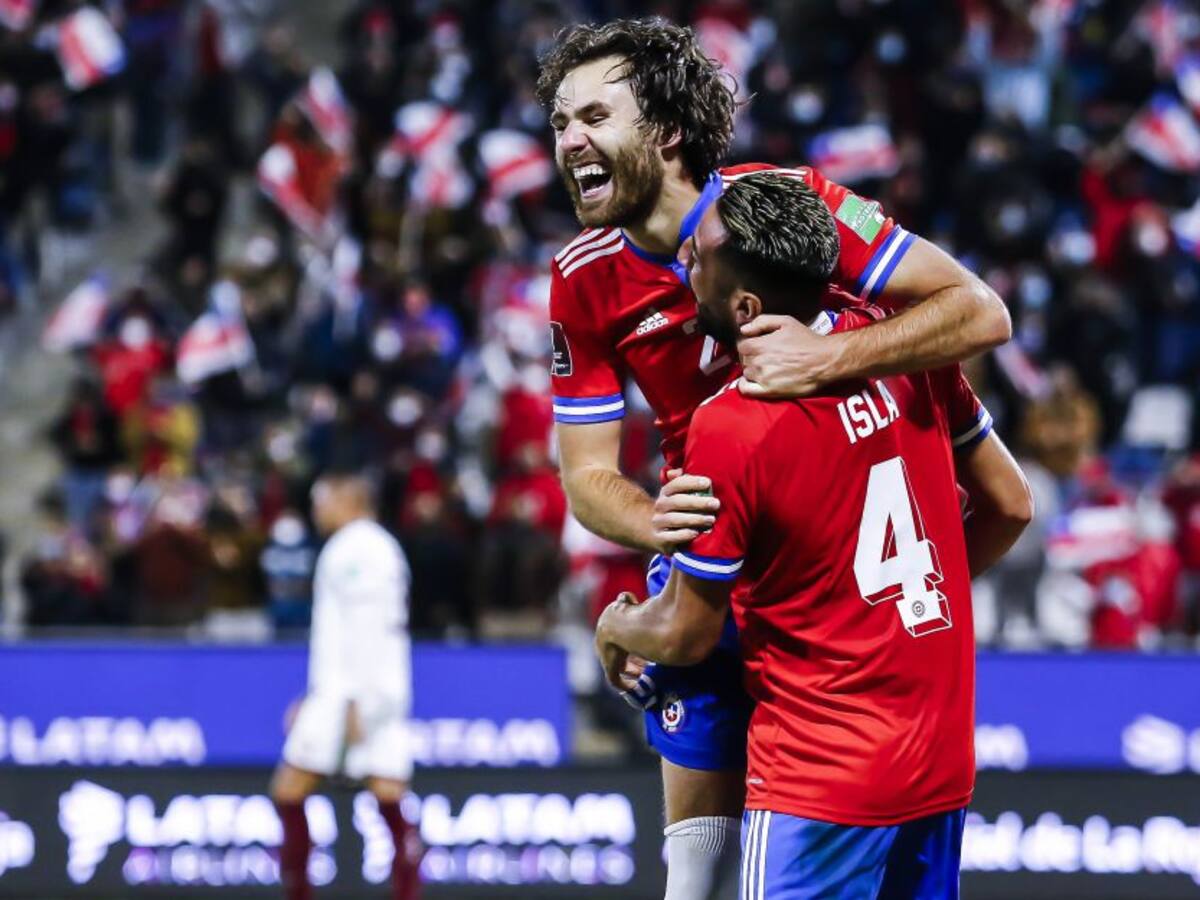 Chile golea a Venezuela y regresa a la pelea por un cupo en Qatar 2022