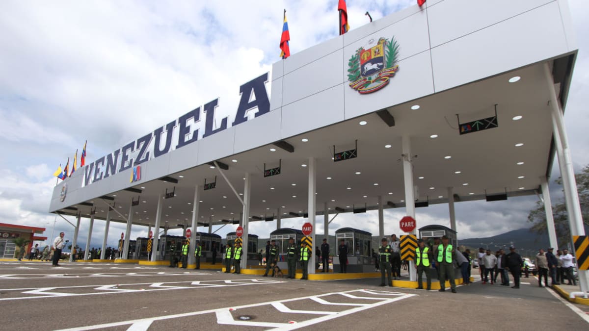 Autoridades aduaneras dan a conocer los documentos requeridos para paso de ayuda humanitaria