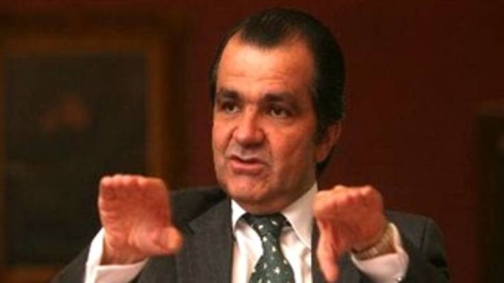 El gobierno admite que meta de crecimiento del PIB no ayudará a bajar el desempleo