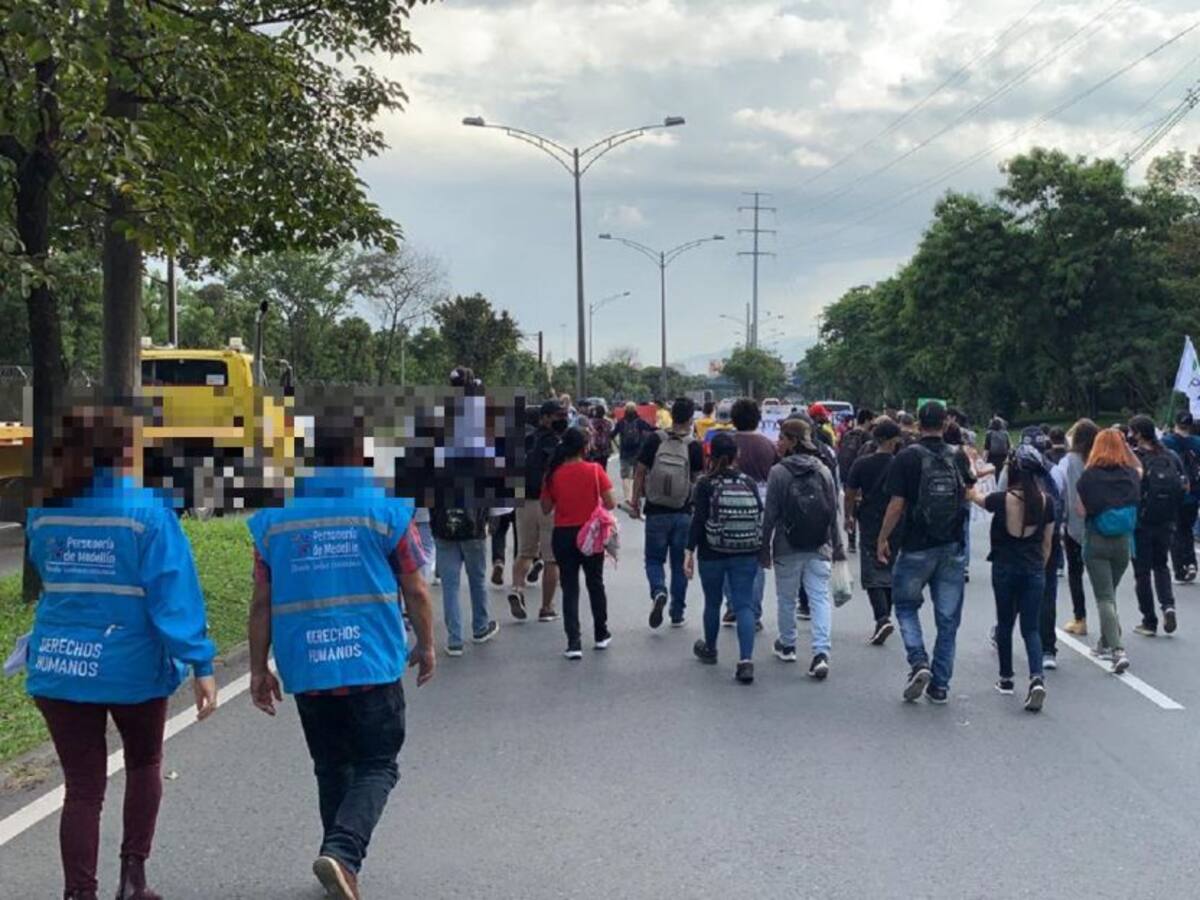 Personería pide a la policía “no enojarse” por verificación de uso de gases