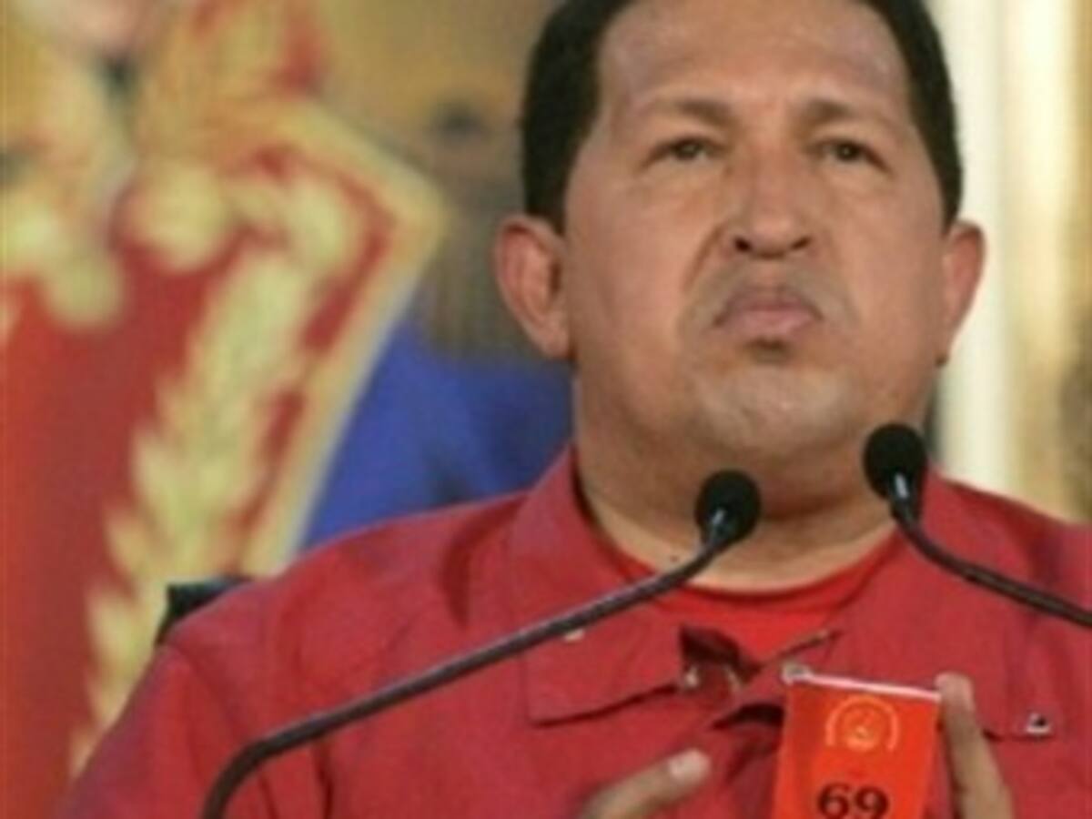 Hugo Chávez confirma detención de dos agentes del DAS en Venezuela