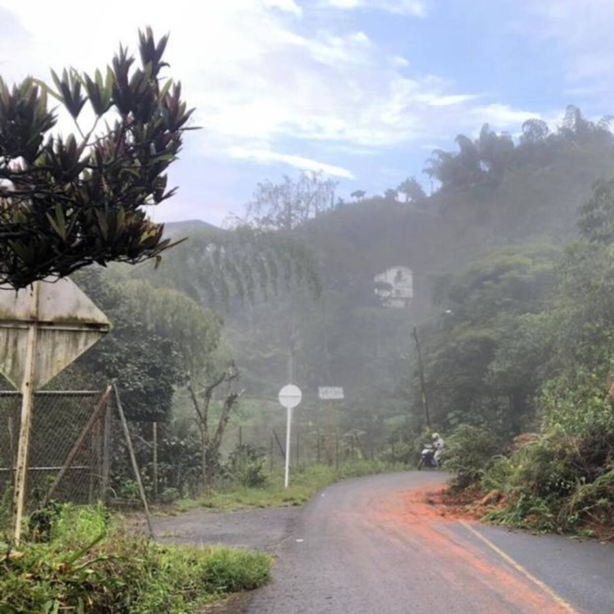 Derrumbes, inundaciones y destechamiento de viviendas en Risaralda