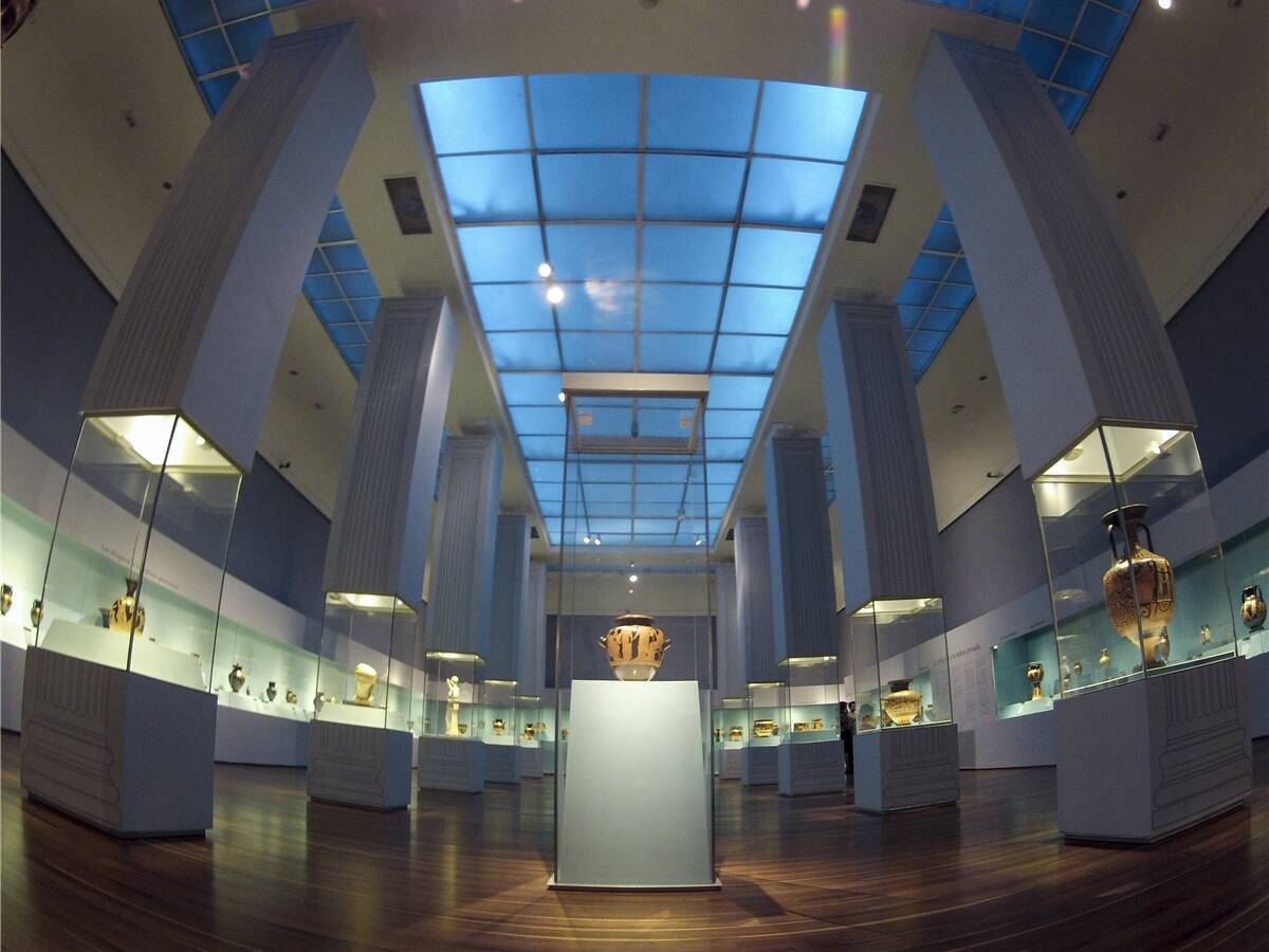 Dioses griegos, del Museo de Louvre al Museo Nacional