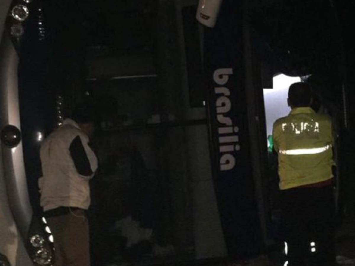 Un muerto y 20 heridos en accidente de bus que viajaba de Bogotá a Lima