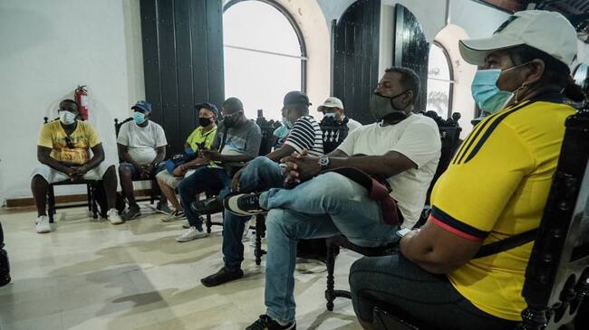 La administración distrital reiteró que va a garantizar la permanencia a los trabajadores de las playas por las obras de Protección Costera
