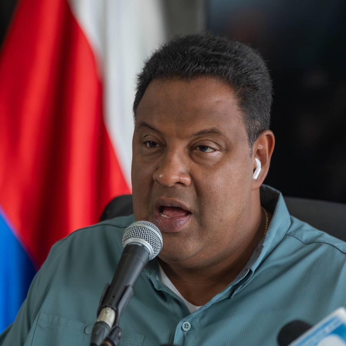 Fiscalía de Venezuela acusa a alcalde opositor de corrupción