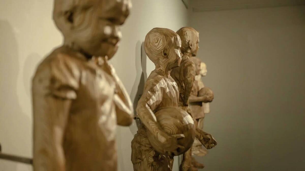 esculturas de papel reciclado que realiza Christian Albarracín