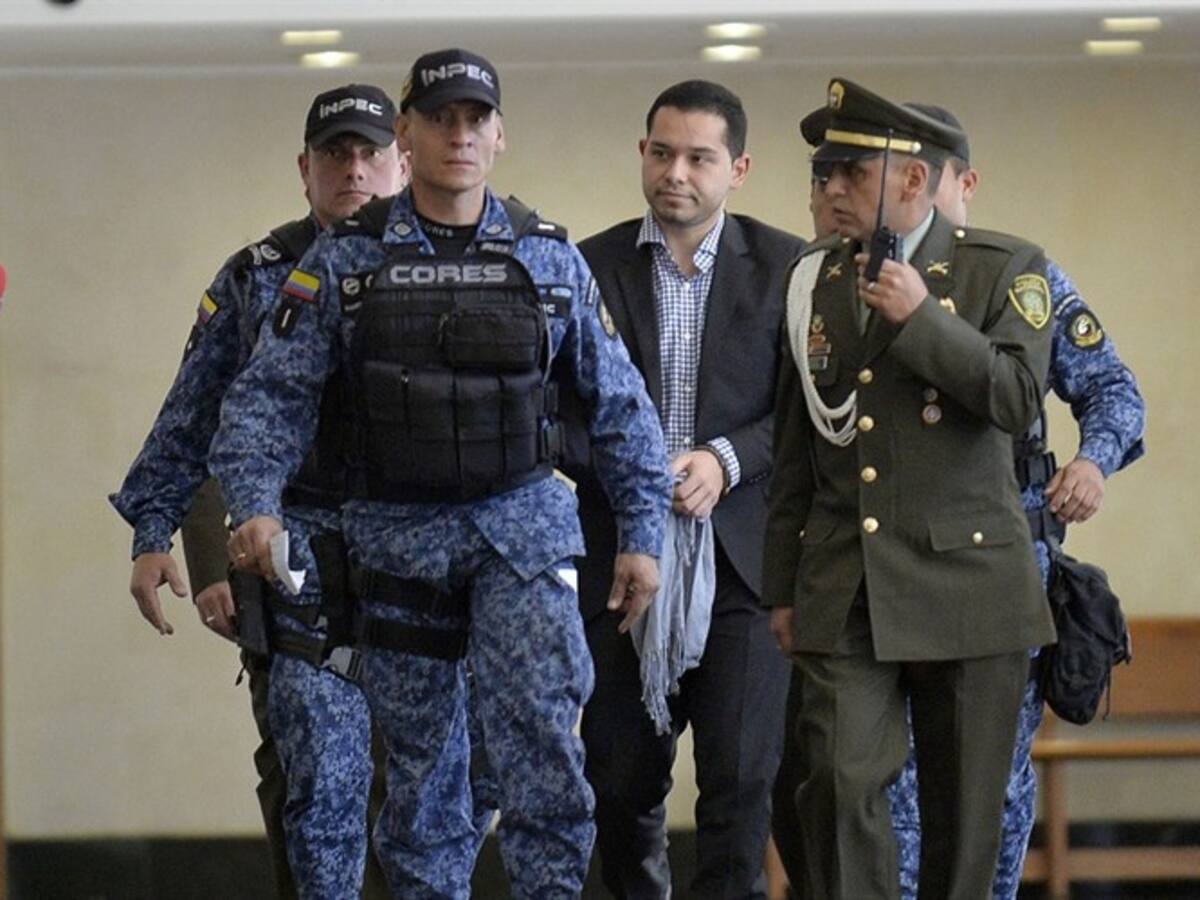 Santos firma la extradición del abogado Leonardo Pinilla