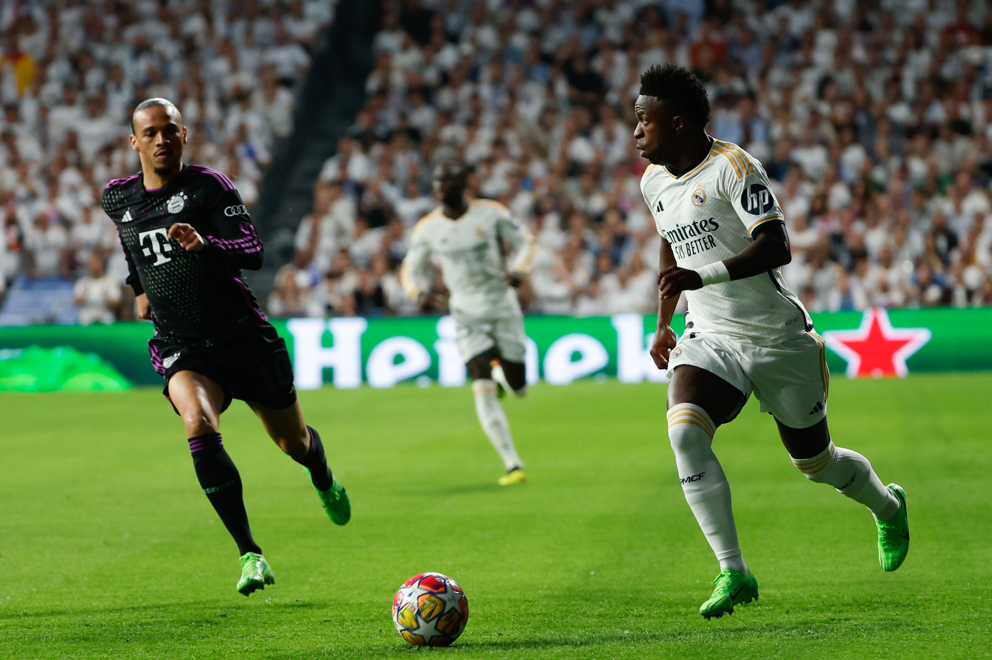 Partido decisivo entre españoles y alemanes/ EFE