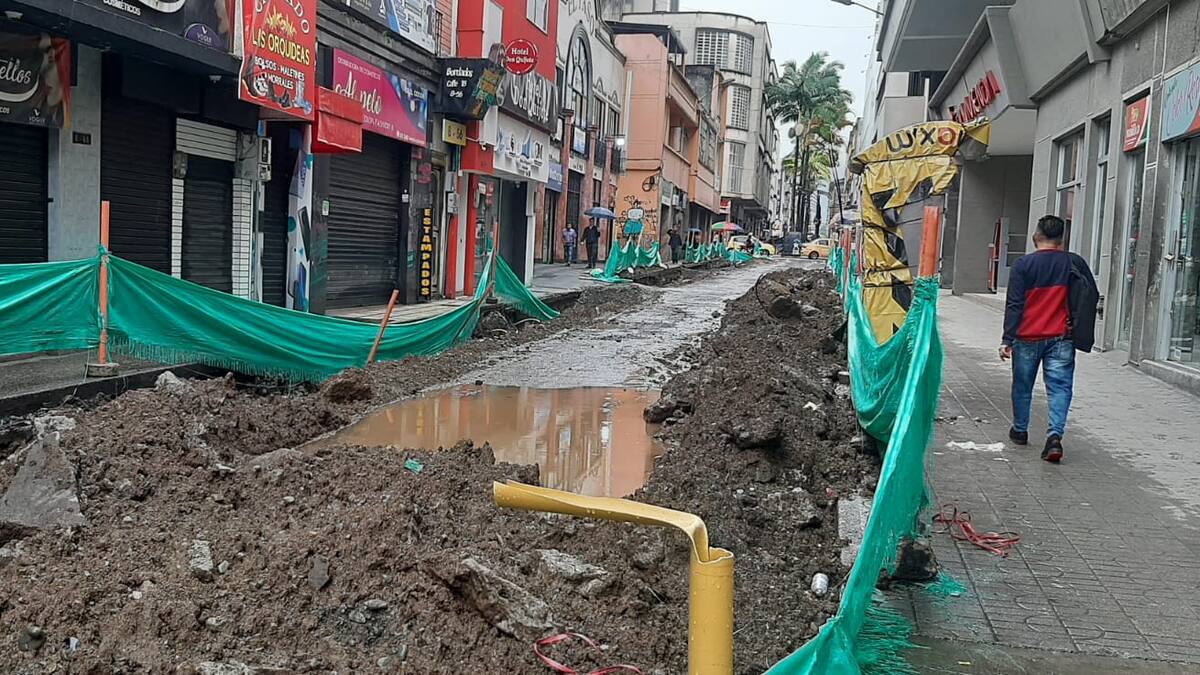 Obras de la calle 18 entre carreras 8 y 9 afectan a los comerciantes de Pereira