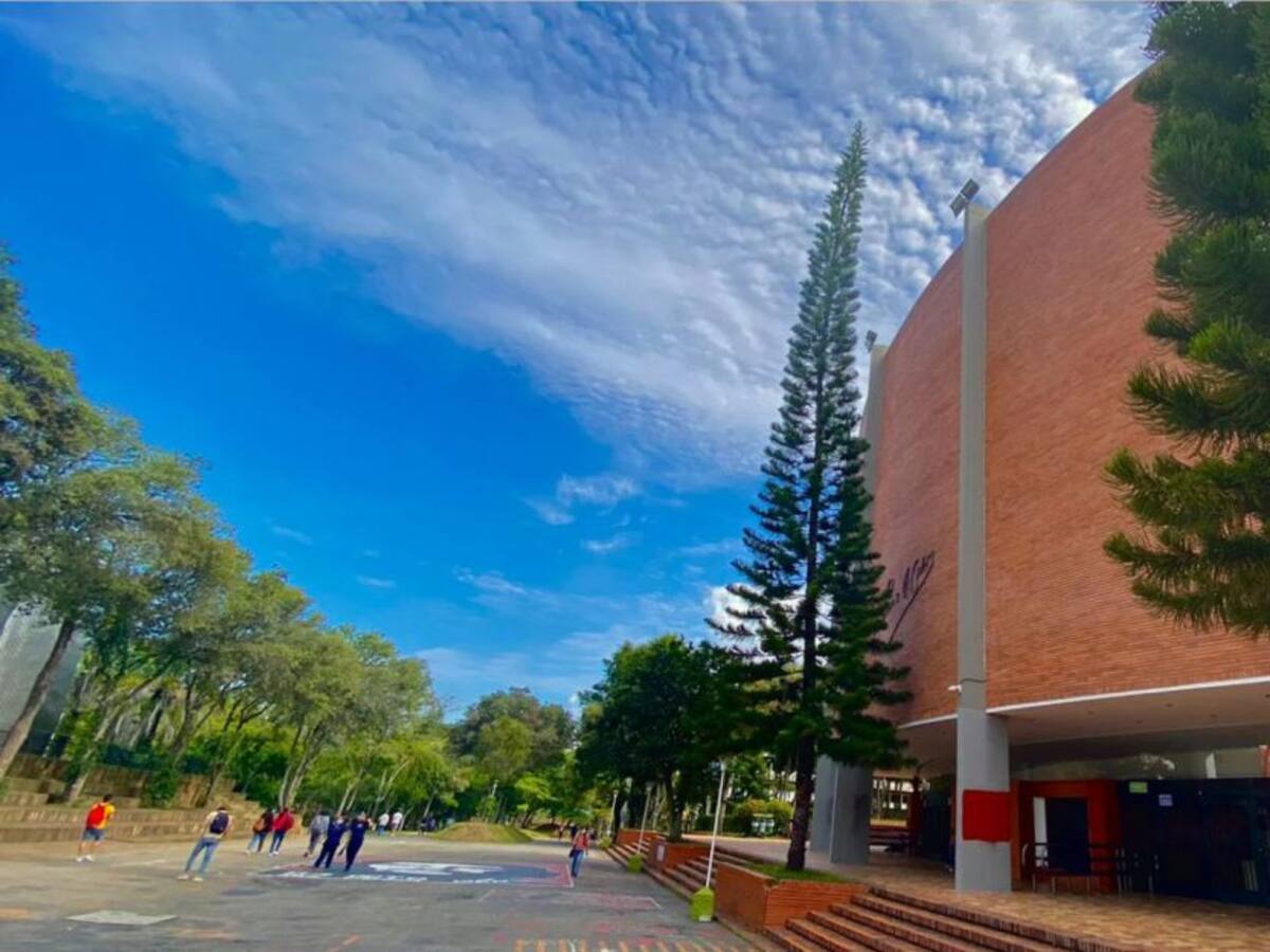 Universitarios inquietos por propuestas de Rodolfo Hernández