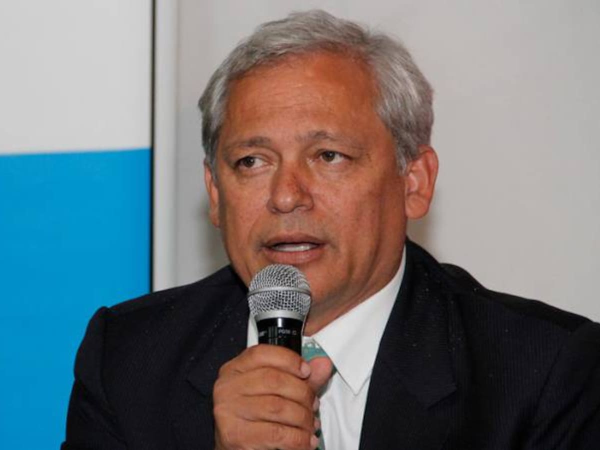 Hernán Andrade sería el próximo presidente del Partido Conservador