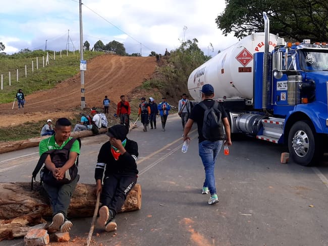 Inminente crisis en el suroccidente del país por bloqueo de la vía Panamericana