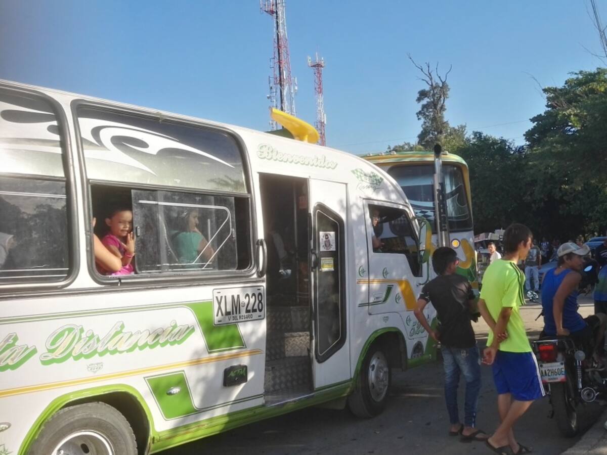 Piden sanciones a empresas de servicio público que incumplen rutas
