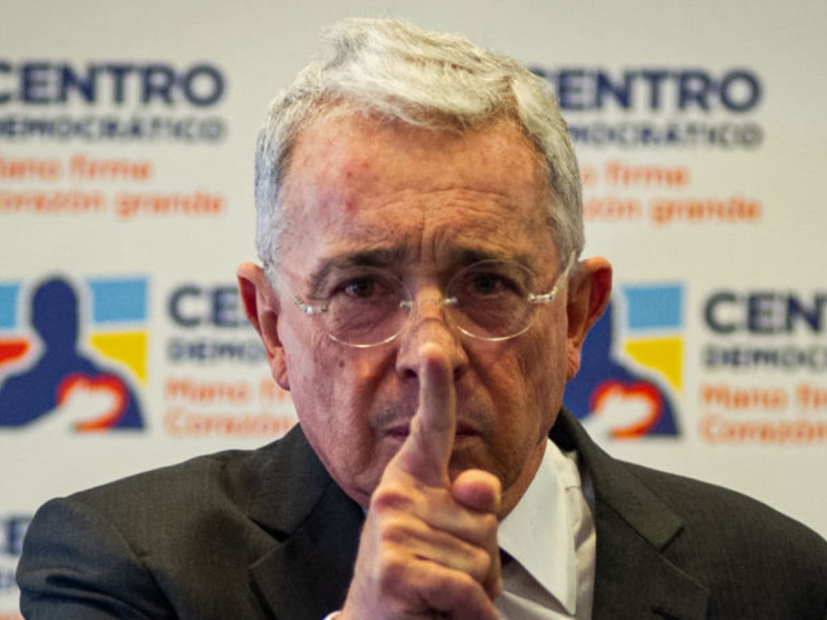 Al Oído: Habla Álvaro Uribe de la Operación Orión desde la Comuna 13, dato mata relato