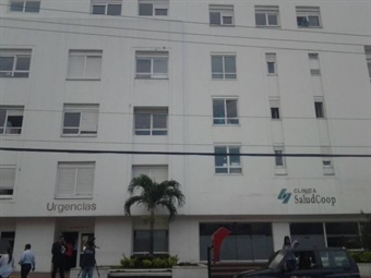 Autoridades investigan estado de salud de colombiano que llegó de África