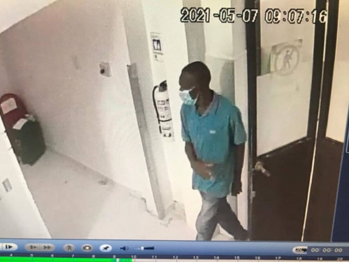 Denuncian robo de equipo del área de radiología en una clínica de Cartagena