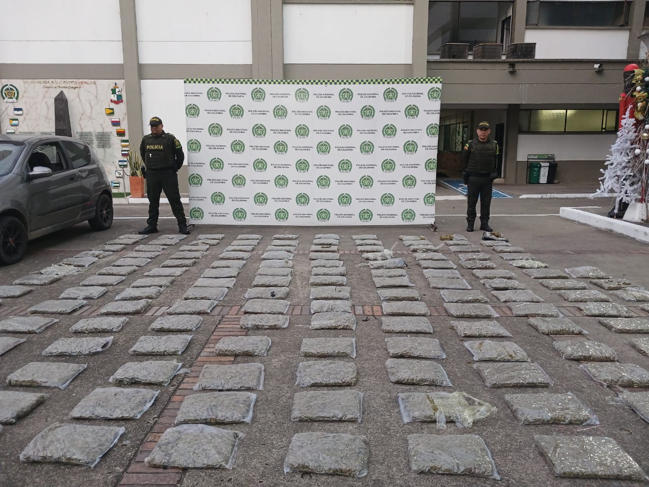 Gracias a esta acción oportuna de la Policía en Caquetá, evitan la comercialización y consumo de más de 74 mil dosis de esta sustancia alucinógena que tanto daño le genera a las familias del país.