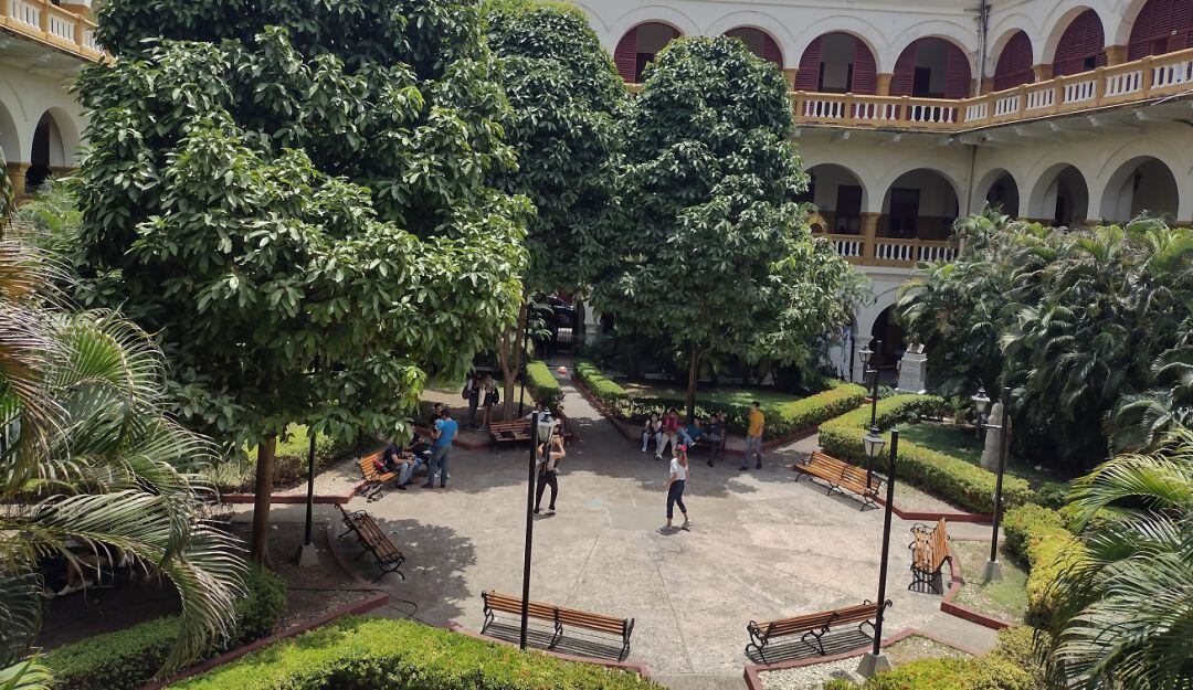 La Asociación Sindical de Profesores Universitarios calificó como desastroso el manejo financiero dado por la institución