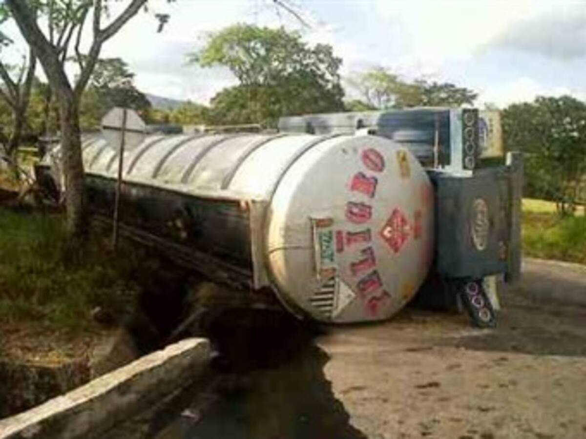 Emergencia por derrame de petróleo en Norte de Santander
