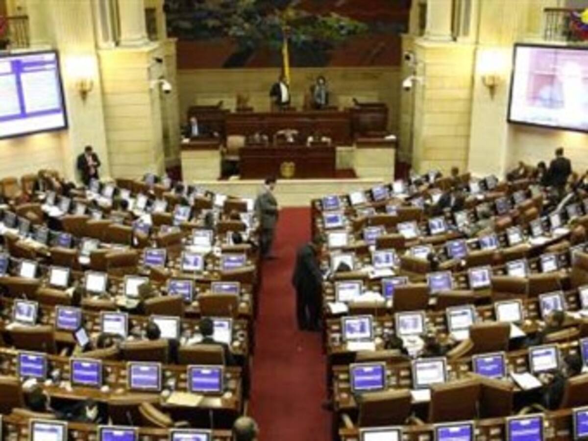 Congreso iría a sesiones extras la próxima semana