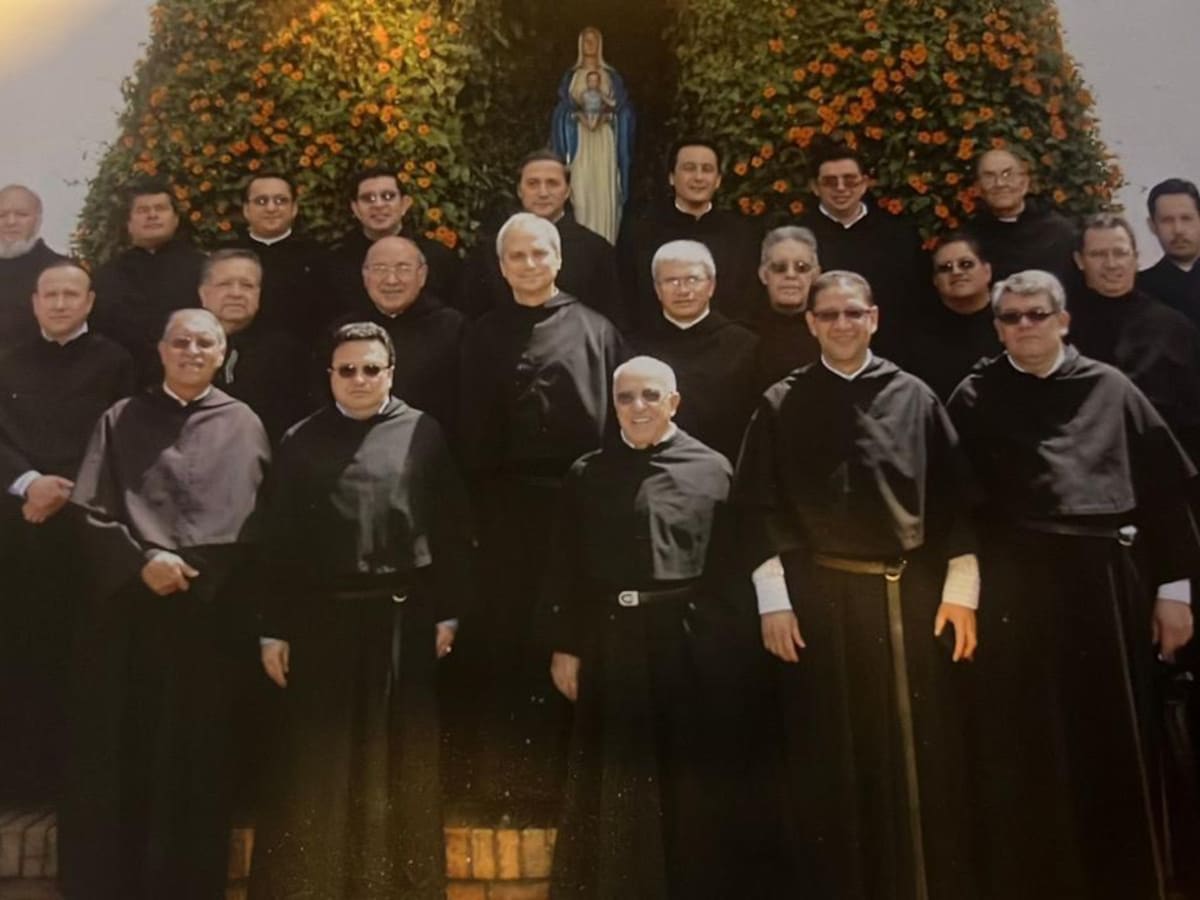 El papa nuevo León XIV visitó Colombia mientras era líder de la Orden de San Agustín