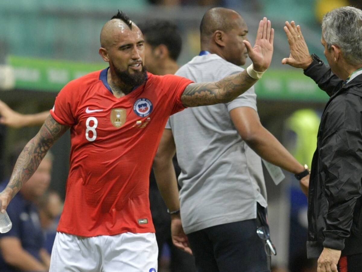 Vidal y su sentida despedida a Rueda: "Lo quiero mucho... Gracias profe"