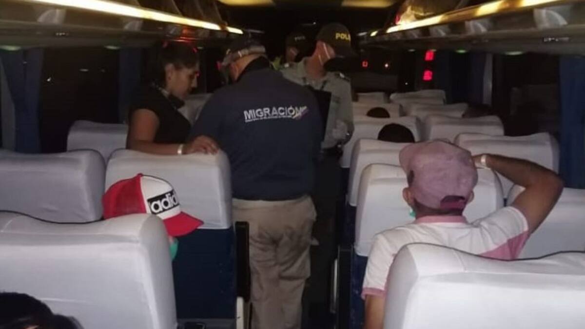 Desde Buenaventura venezolanos retornaron a su país de origen