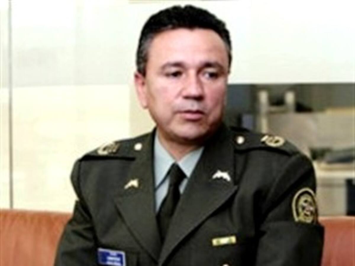 General Santoyo habría recibido 500 millones de pesos de la 'Oficina de Envigado'