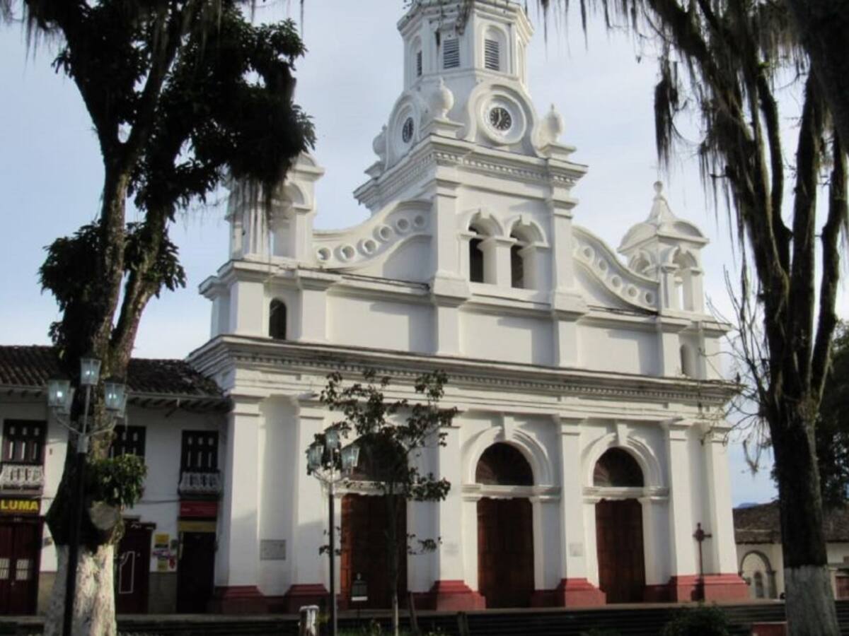 Prueba piloto para apertura de templos no se hizo en Salamina