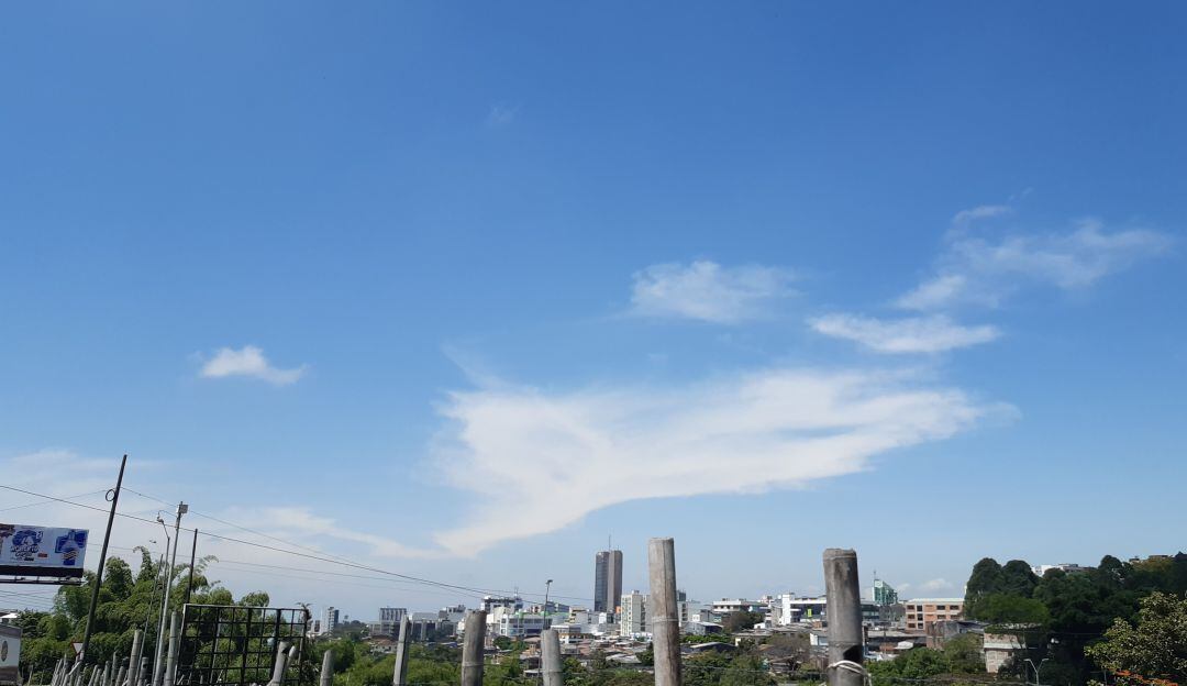 Días de cielo azul en Armenia y el Quindío