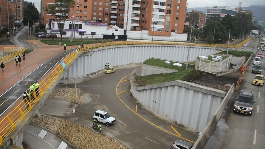 El deprimido de la calle 94 no cumple con las especificaciones técnicas para su entrega. Foto: Colprensa