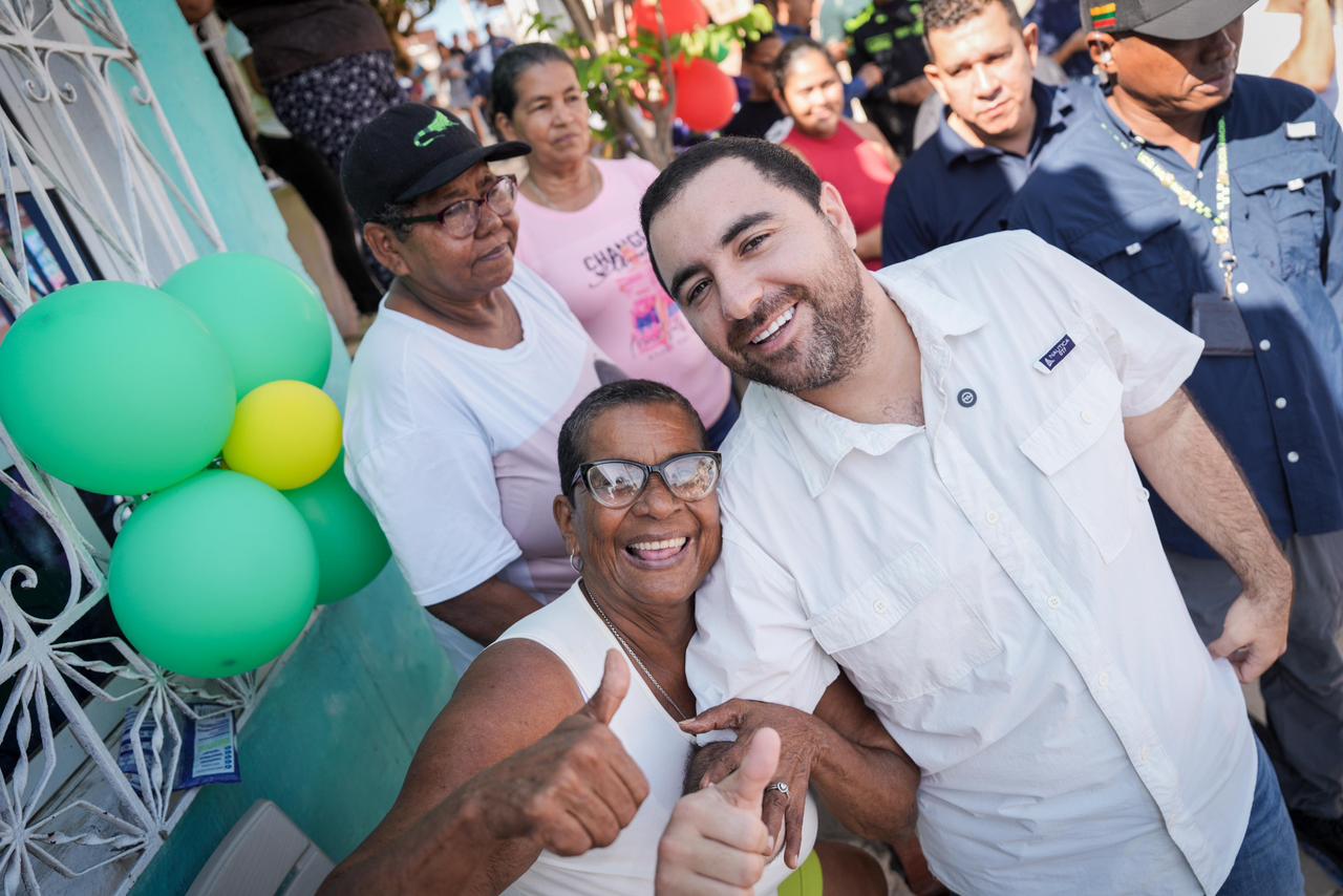 Gobernador Yamil Arana anuncia entregas e inicios de obras para Bolívar