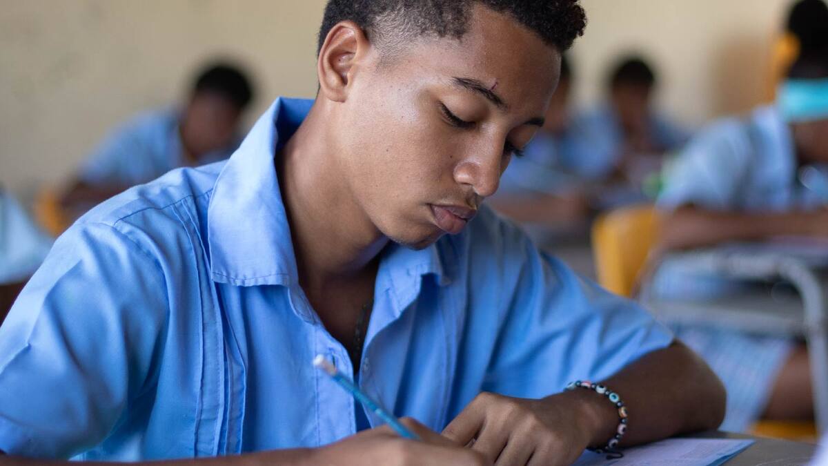 Cartagena lidera avance en las Pruebas Saber 11, pero enfrenta desafíos en educación