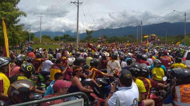 Caravana de recibimiento al Deportes Tolima