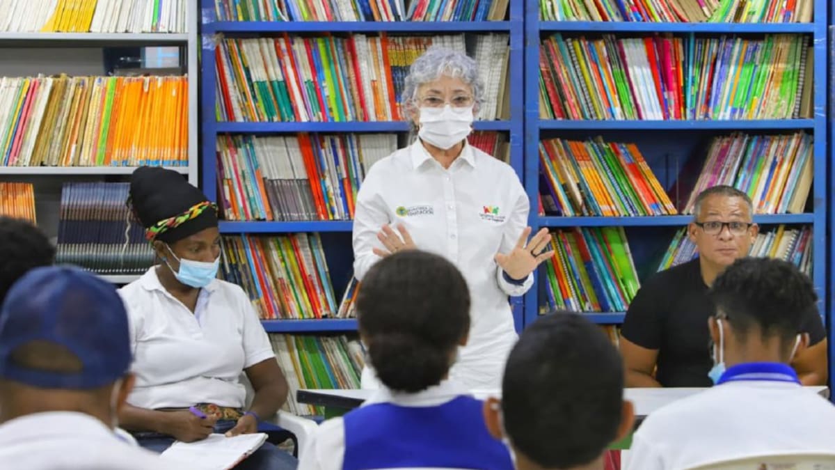 ¿Son afectados derechos de 10.000 docentes de comunidades negras, raizales y palenqueras?