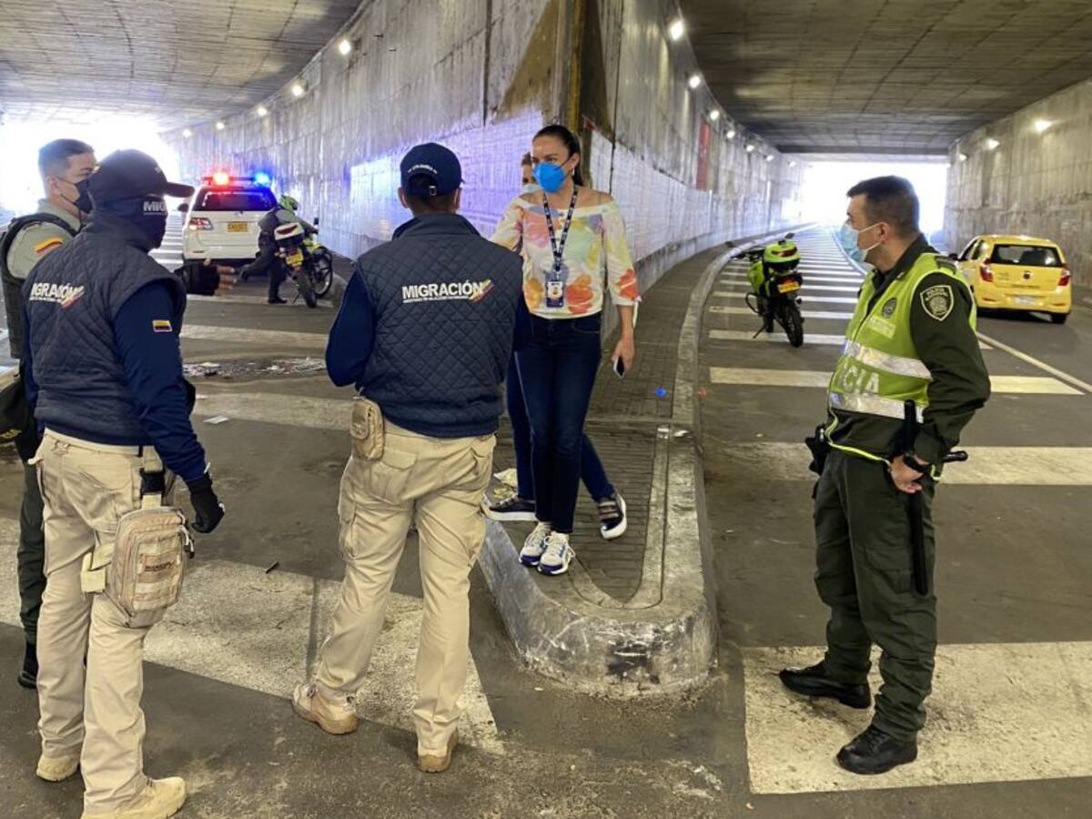 VIDEO: Despejan deprimido de la Quebradaseca