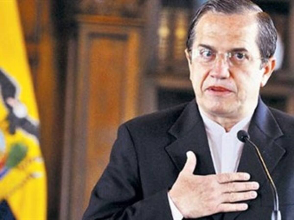 Ecuador analiza la concesión de asilo al exespía de la CIA Edward Snowden