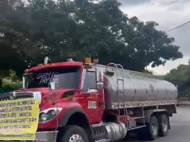 Transportadores de combustible protestan en la vía Cúcuta-Ocaña