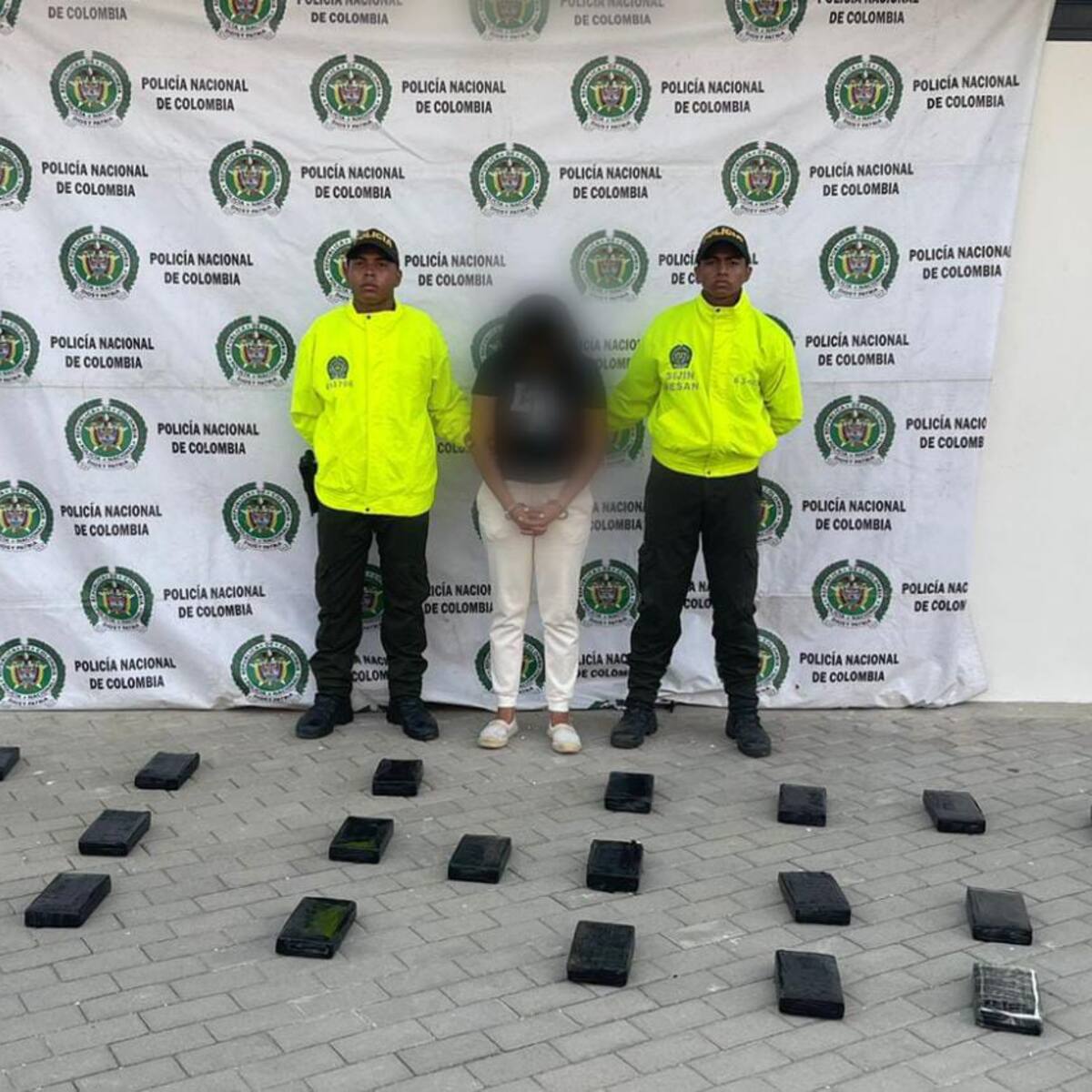 Así es la ofensiva de la Policía de Santa Marta contra las mujeres aliadas al narcotráfico
