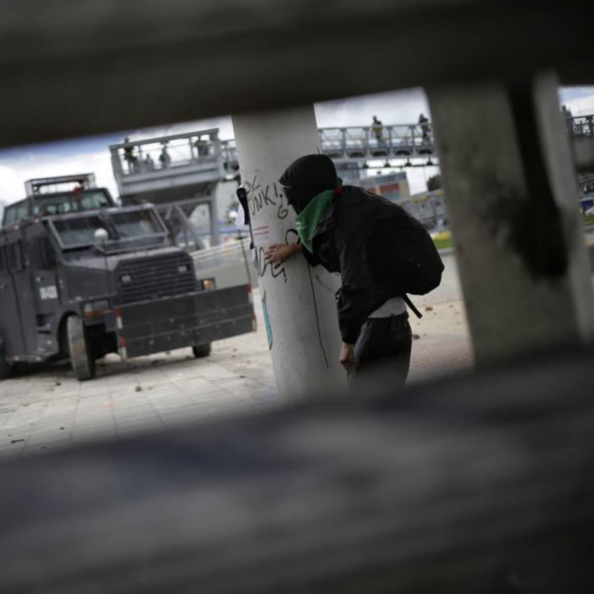 Más de 300 procesos por abusos policiales en protestas del 2019 y 2021