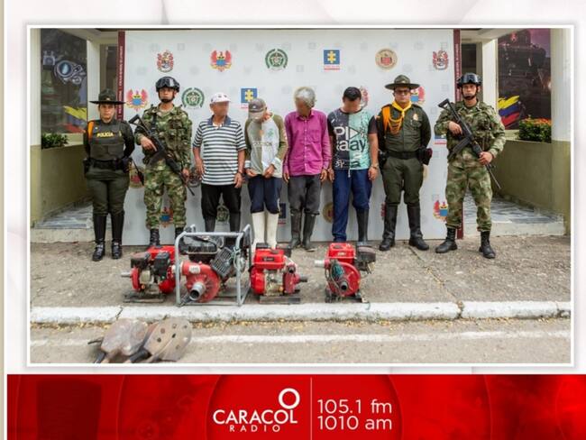 En el lugar fueron incautadas cuatro motobombas, material avaluado $14.000.000, elementos utilizados para la extracción del mineral.
